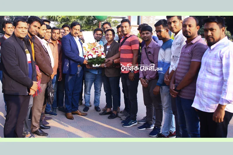 বিপিজেএ ফেনীর সদস্যদের অভিনন্দন জানালেন নিজাম হাজারী