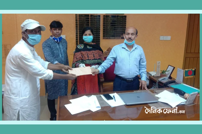  আর্থিক সহায়তা পেলেন অসহায় শিল্পীরা