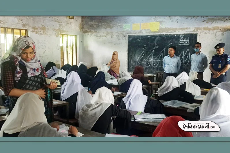ফেনী : পরীক্ষা দিতে আসেনি ৪৩৩ শিক্ষার্থী