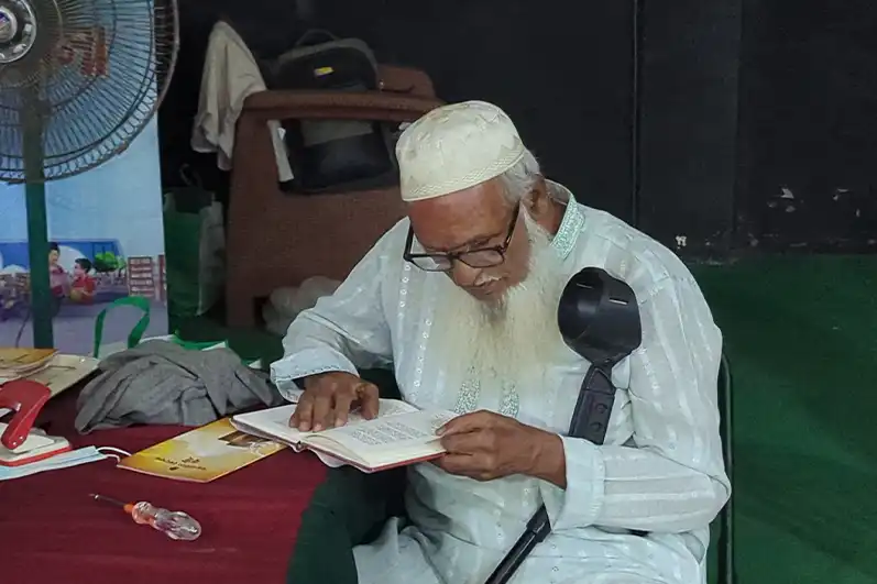 ভাষার মাসে ‘অবহেলা’, গ্রীষ্মে বইয়ের মেলা