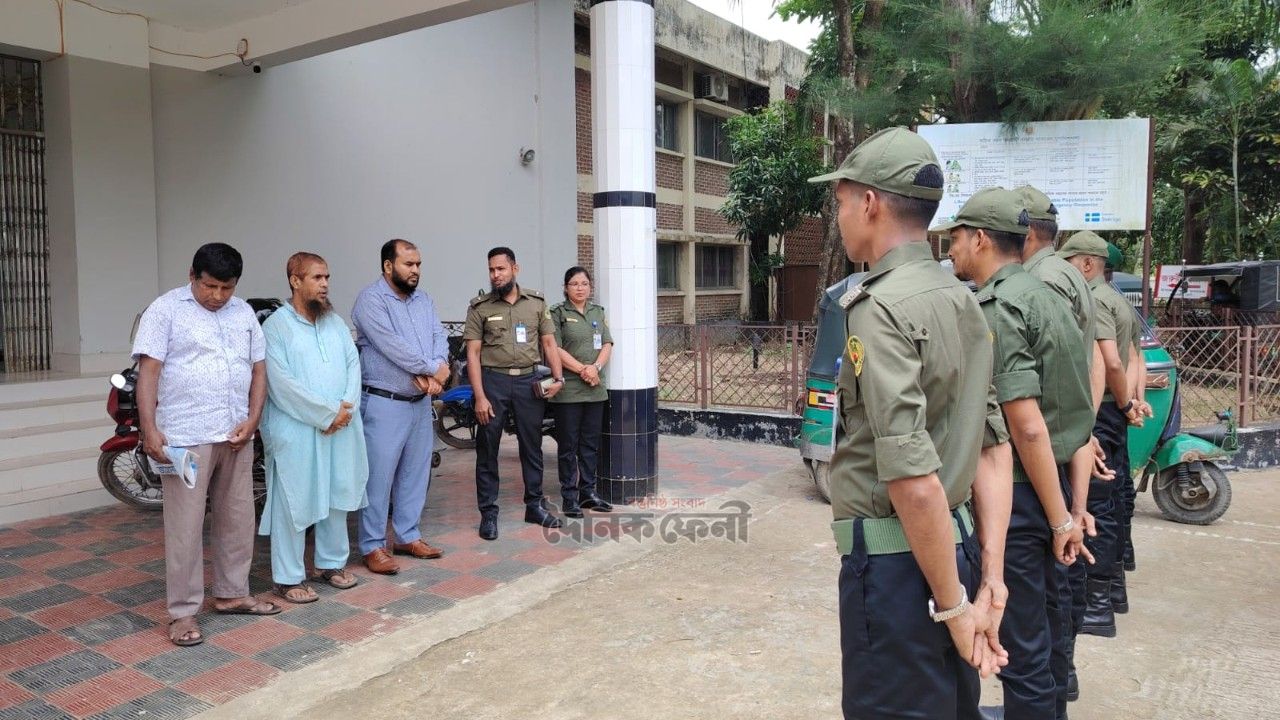 ফেনীতে ৬০ সশস্ত্র আনসার মোতায়েন