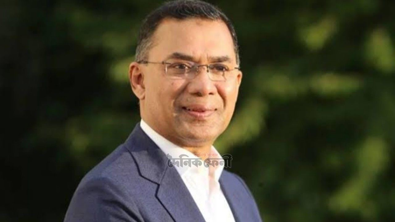 সরকারি অনুষ্ঠানের ব্যানার-বিলবোর্ডে প্রধানমন্ত্রীর ছবি ব্যবহার নিষিদ্ধ