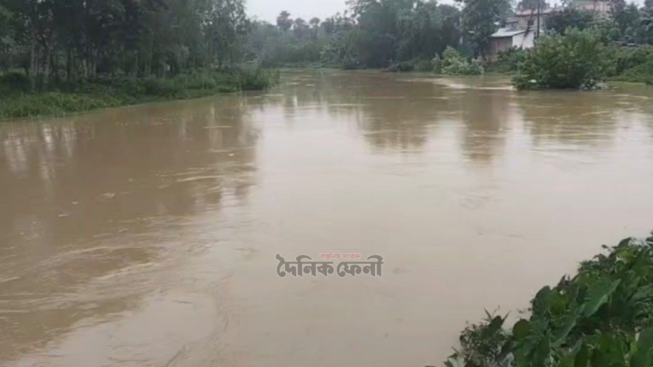 নদীতে উচ্ছ্বাস, মানুষের দীর্ঘশ্বাস